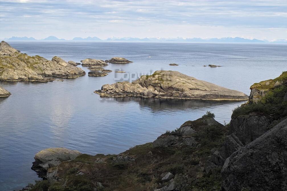 IMG24558 zaliv Lyrvika s pohledem na Norsko